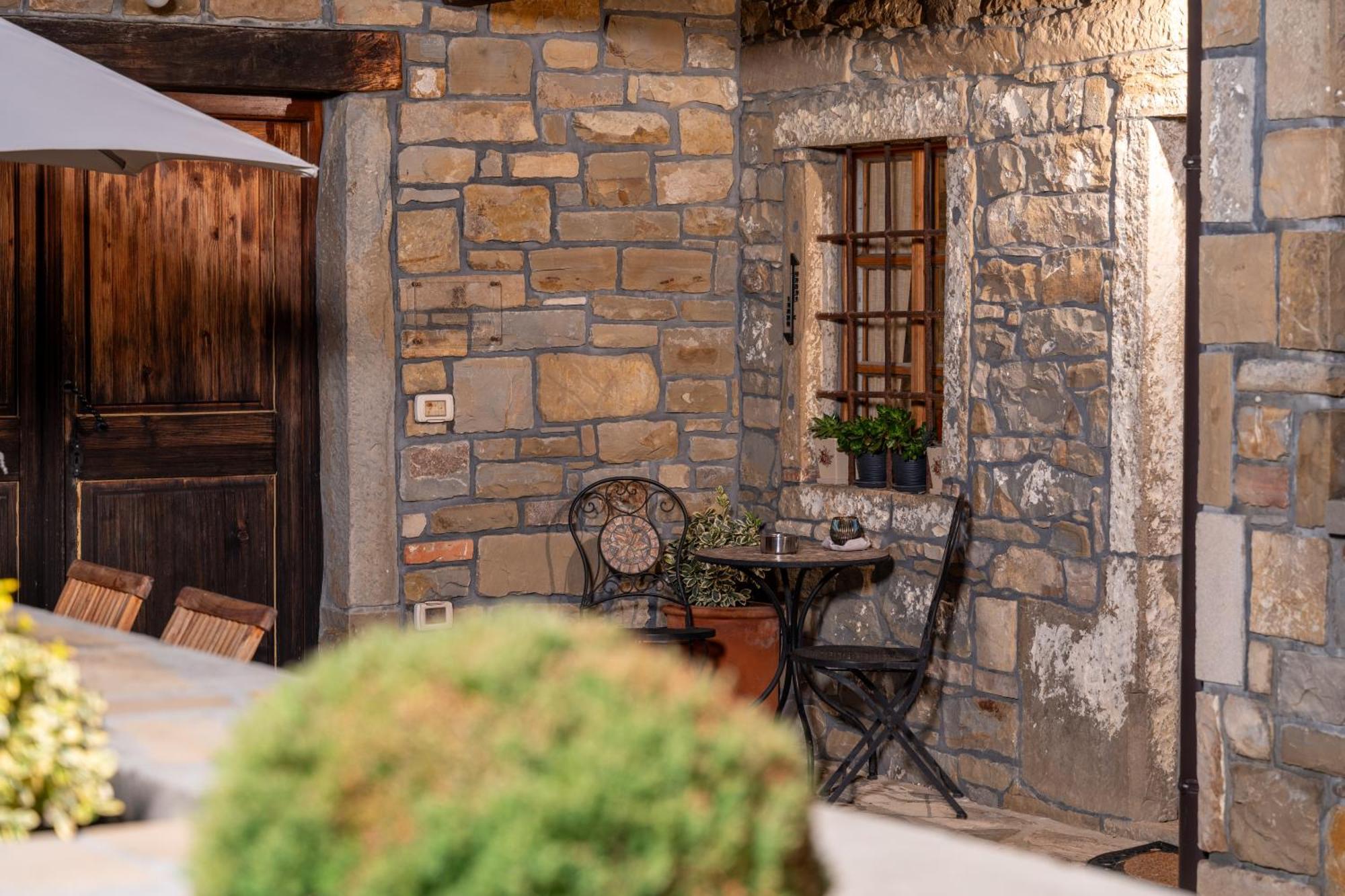בית הארחה Gračišče 	Wine House Rakar מראה חיצוני תמונה
