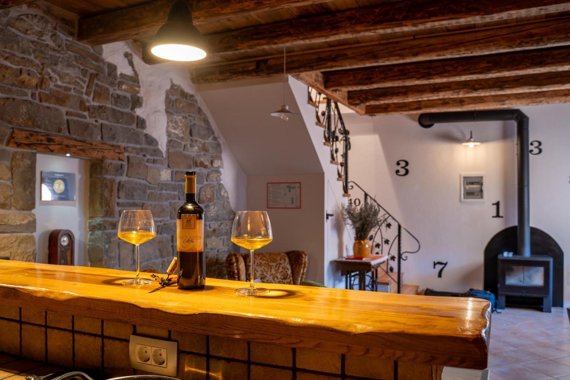 בית הארחה Gračišče 	Wine House Rakar מראה חיצוני תמונה