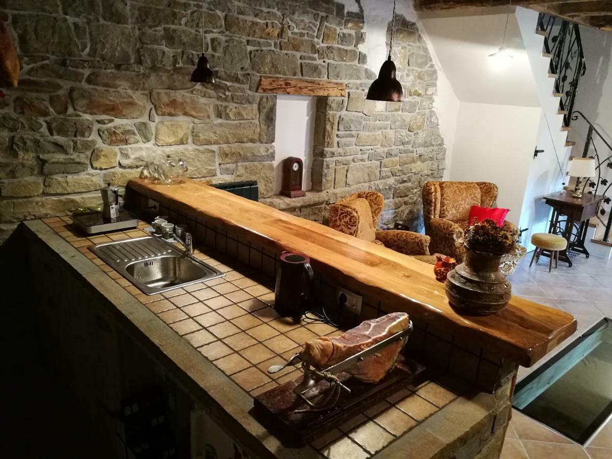 בית הארחה Gračišče 	Wine House Rakar מראה חיצוני תמונה